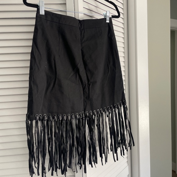 Vintage Black Skirt with Leather Fringes- No Brand- Fits like a Small - Picture 3 of 4